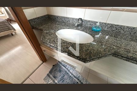 Apartamento para alugar com 62m², 2 quartos e 2 vagasBanheiro 1