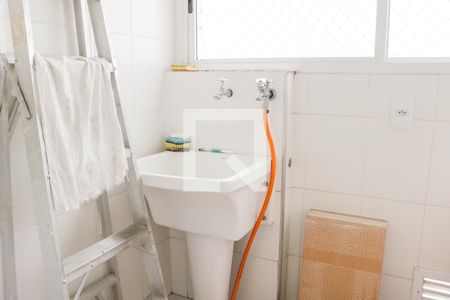 Apartamento à venda com 110m², 3 quartos e 2 vagas Apartamento à venda com 110m², 3 quartos e 2 vagasÁrea de Serviço