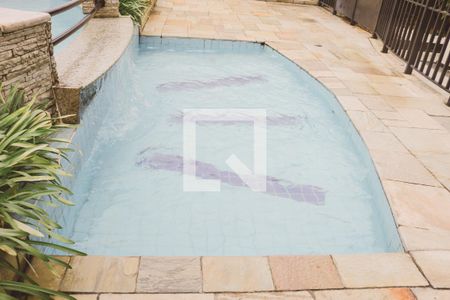 Apartamento à venda com 110m², 3 quartos e 2 vagas Apartamento à venda com 110m², 3 quartos e 2 vagasPiscina