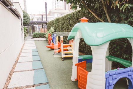 Apartamento à venda com 110m², 3 quartos e 2 vagas Apartamento à venda com 110m², 3 quartos e 2 vagasPlayground