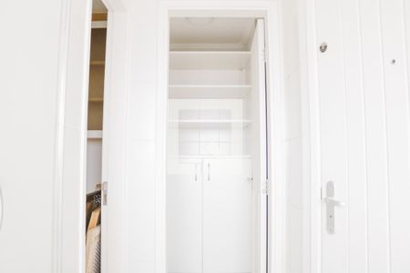 Apartamento à venda com 110m², 3 quartos e 2 vagas Apartamento à venda com 110m², 3 quartos e 2 vagasDespensa