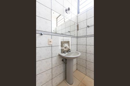 Casa para alugar com 218m², 4 quartos e 3 vagasBanheiro 2