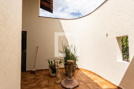 Casa para alugar com 218m², 4 quartos e 3 vagasÁrea comum