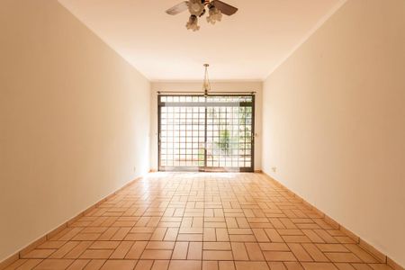 Casa para alugar com 218m², 4 quartos e 3 vagasÁrea comum