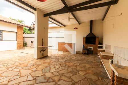 Casa para alugar com 218m², 4 quartos e 3 vagasÁrea comum