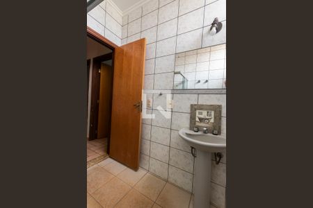 Casa para alugar com 218m², 4 quartos e 3 vagasBanheiro 2