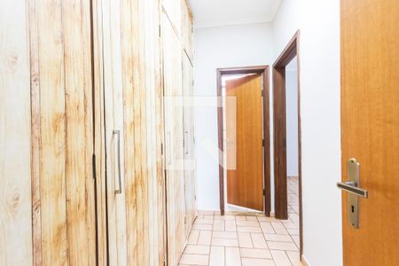Casa para alugar com 218m², 4 quartos e 3 vagasQuarto 4
