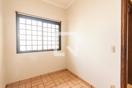 Quarto 1 de casa para alugar com 4 quartos, 218m² em Parque Residencial Lagoinha, Ribeirão Preto