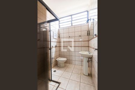 Casa para alugar com 218m², 4 quartos e 3 vagasBanheiro 3