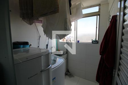 Apartamento à venda com 68m², 2 quartos e 2 vagasÁrea de Serviço