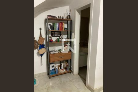 Casa à venda com 65m², 2 quartos e 2 vagas