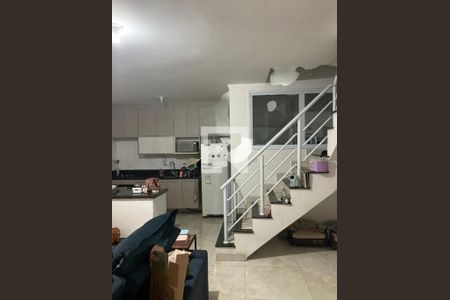 Casa à venda com 65m², 2 quartos e 2 vagas
