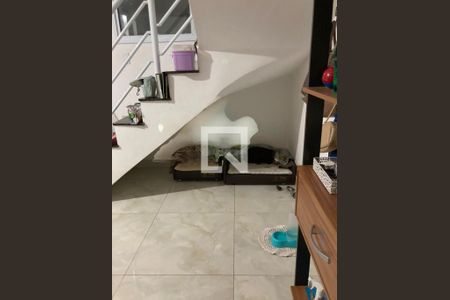 Casa à venda com 2 quartos, 65m² em Guaiauna, São Paulo