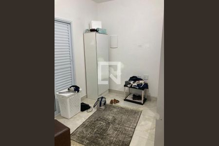 Casa à venda com 2 quartos, 65m² em Guaiauna, São Paulo