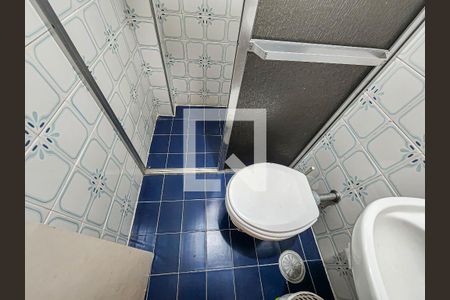 Banheiro de apartamento para alugar com 1 quarto, 84m² em Ponta da Praia, Santos