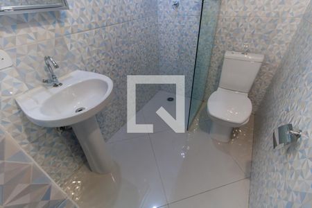 Banheiro de casa para alugar com 1 quarto, 45m² em Jardim Adutora, São Paulo