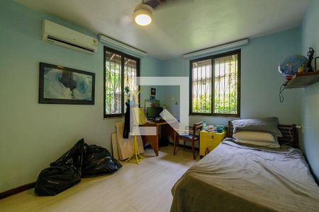 Casa de condomínio à venda com 410m², 5 quartos e 2 vagasQuarto 3