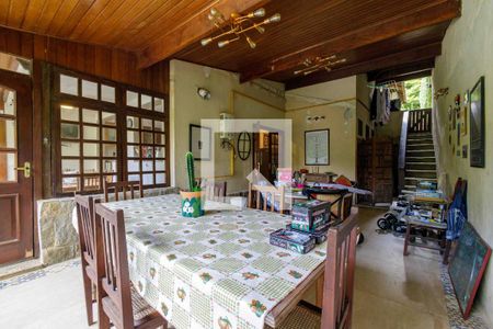 Casa de condomínio à venda com 410m², 5 quartos e 2 vagasSala Externa