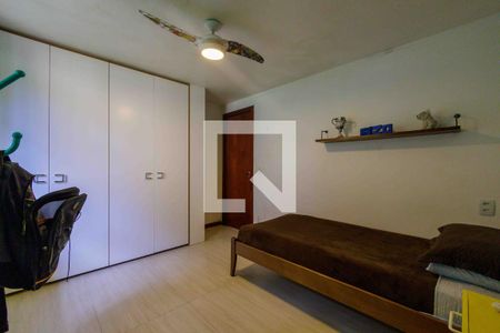 Casa de condomínio à venda com 410m², 5 quartos e 2 vagasQuarto 2