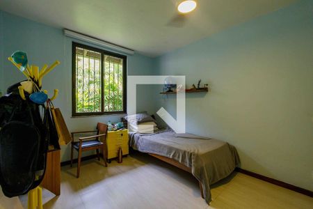 Casa de condomínio à venda com 410m², 5 quartos e 2 vagasQuarto 3