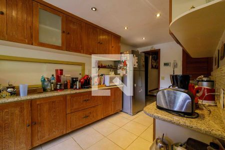 Casa de condomínio à venda com 410m², 5 quartos e 2 vagasCozinha