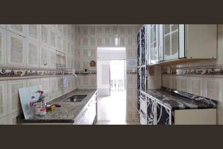 Apartamento à venda com 62m², 2 quartos e 1 vagaCozinha e Área de Serviço