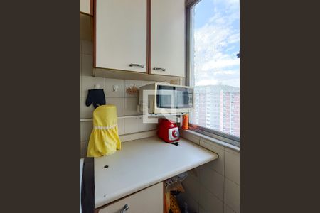 Apartamento à venda com 60m², 2 quartos e 1 vagaÁrea de Serviço