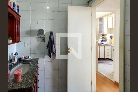 Apartamento à venda com 60m², 2 quartos e 1 vagaBanheiro Corredor