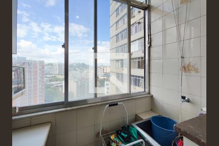 Apartamento à venda com 60m², 2 quartos e 1 vagaÁrea de Serviço
