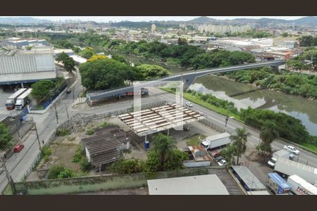 Vista do Quarto de apartamento para alugar com 1 quarto, 25m² em Bonfim, Osasco