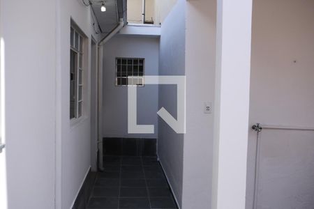 Casa para alugar com 250m², 1 quarto e sem vagaÁrea de Serviço