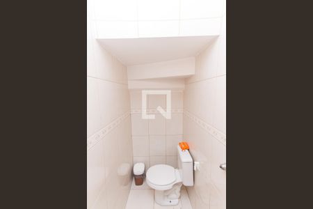 Casa de condomínio à venda com 212m², 3 quartos e 2 vagasLavabo da Garagem