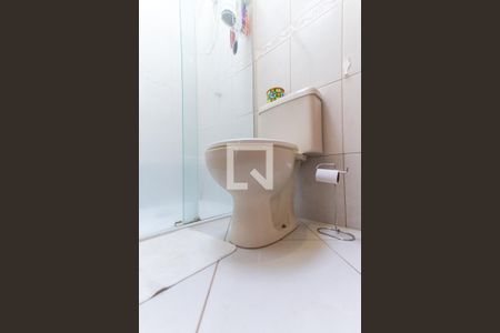 Casa de condomínio à venda com 212m², 3 quartos e 2 vagasBanheiro