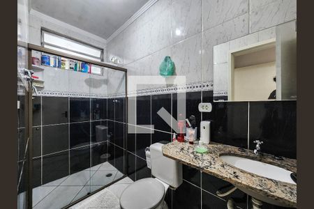 Banheiro de apartamento para alugar com 1 quarto, 73m² em Aparecida, Santos