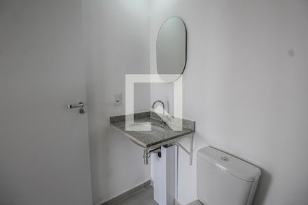 Studio para alugar com 27m², 0 quarto e sem vaga Studio para alugar com 27m², 0 quarto e sem vagaBanheiro