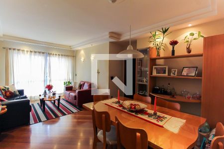 Apartamento à venda com 114m², 4 quartos e 2 vagas Apartamento à venda com 114m², 4 quartos e 2 vagasSala