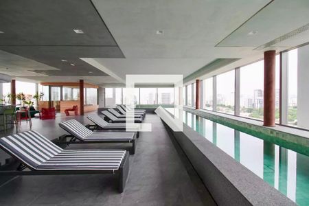 Studio para alugar com 29m², 1 quarto e sem vaga Studio para alugar com 29m², 1 quarto e sem vagaPiscina