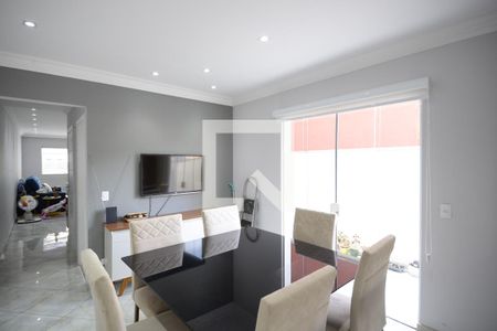 Casa à venda com 195m², 4 quartos e 5 vagasCozinha