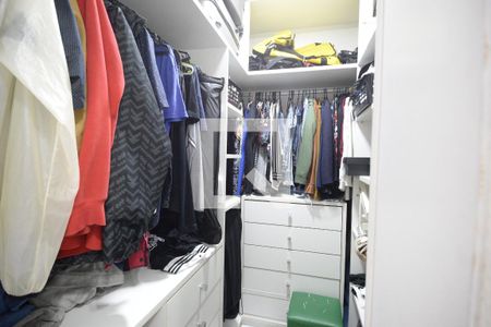 Casa à venda com 195m², 4 quartos e 5 vagasSuíte 3