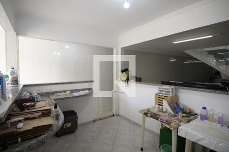 Casa à venda com 195m², 4 quartos e 5 vagasCozinha Garagem