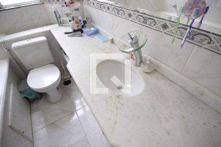 Casa à venda com 195m², 4 quartos e 5 vagasSuíte 3