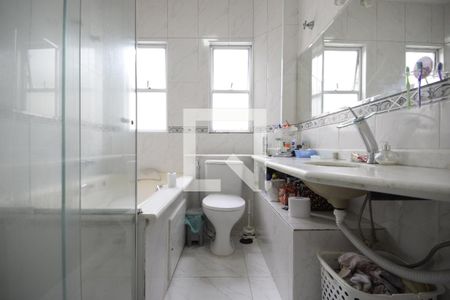 Casa à venda com 195m², 4 quartos e 5 vagasSuíte 3