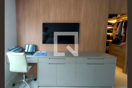 Apartamento à venda com 109m², 2 quartos e 2 vagas Apartamento à venda com 109m², 2 quartos e 2 vagasSuíte