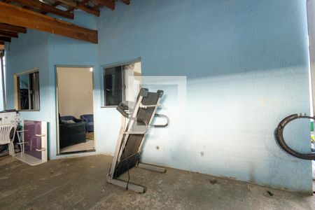 Casa para alugar com 60m², 2 quartos e 3 vagasGaragem