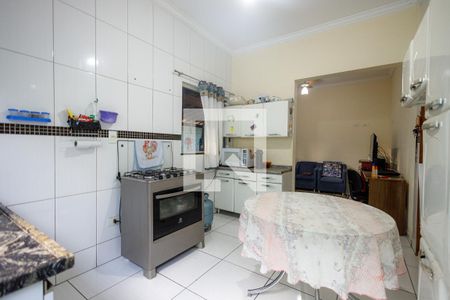 Casa para alugar com 60m², 2 quartos e 3 vagasCozinha 