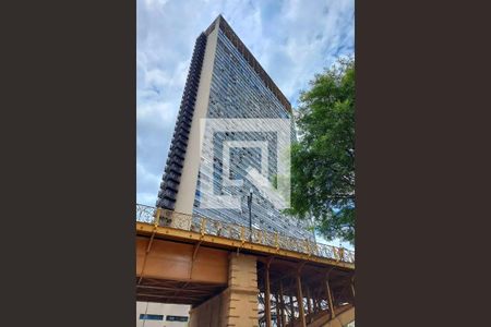 Studio à venda com 37m², 1 quarto e sem vaga Studio à venda com 37m², 1 quarto e sem vagaFachada