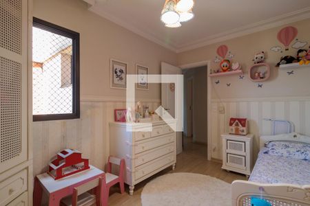 Apartamento à venda com 260m², 3 quartos e 4 vagasSuíte 2