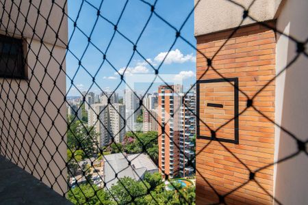 Apartamento à venda com 260m², 3 quartos e 4 vagasVista da Suíte 2