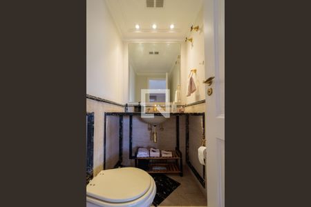 Apartamento à venda com 260m², 3 quartos e 4 vagasLavabo