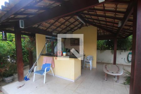 Casa à venda com 350m², 3 quartos e 4 vagasÁrea externa - Churrasqueira